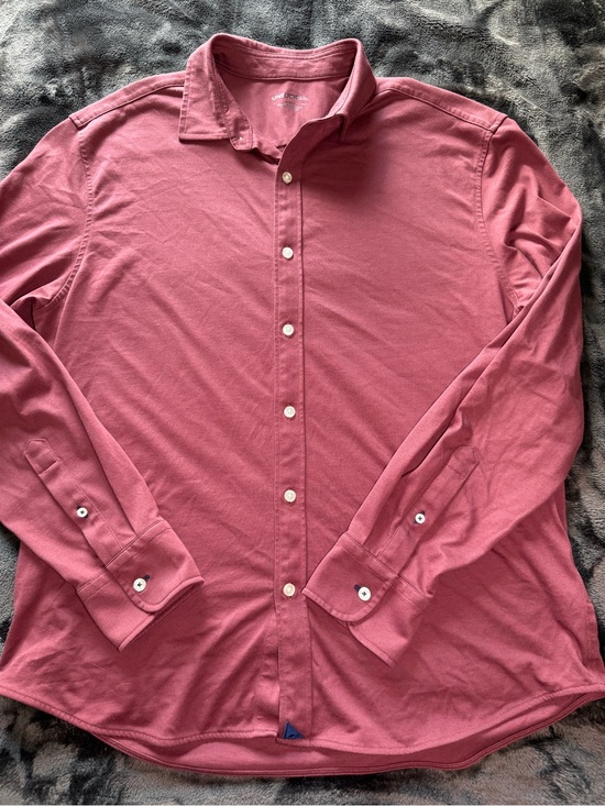 UNTUCKit Other - UNTUCKit Men's Button-Down Shirt in Wine Red